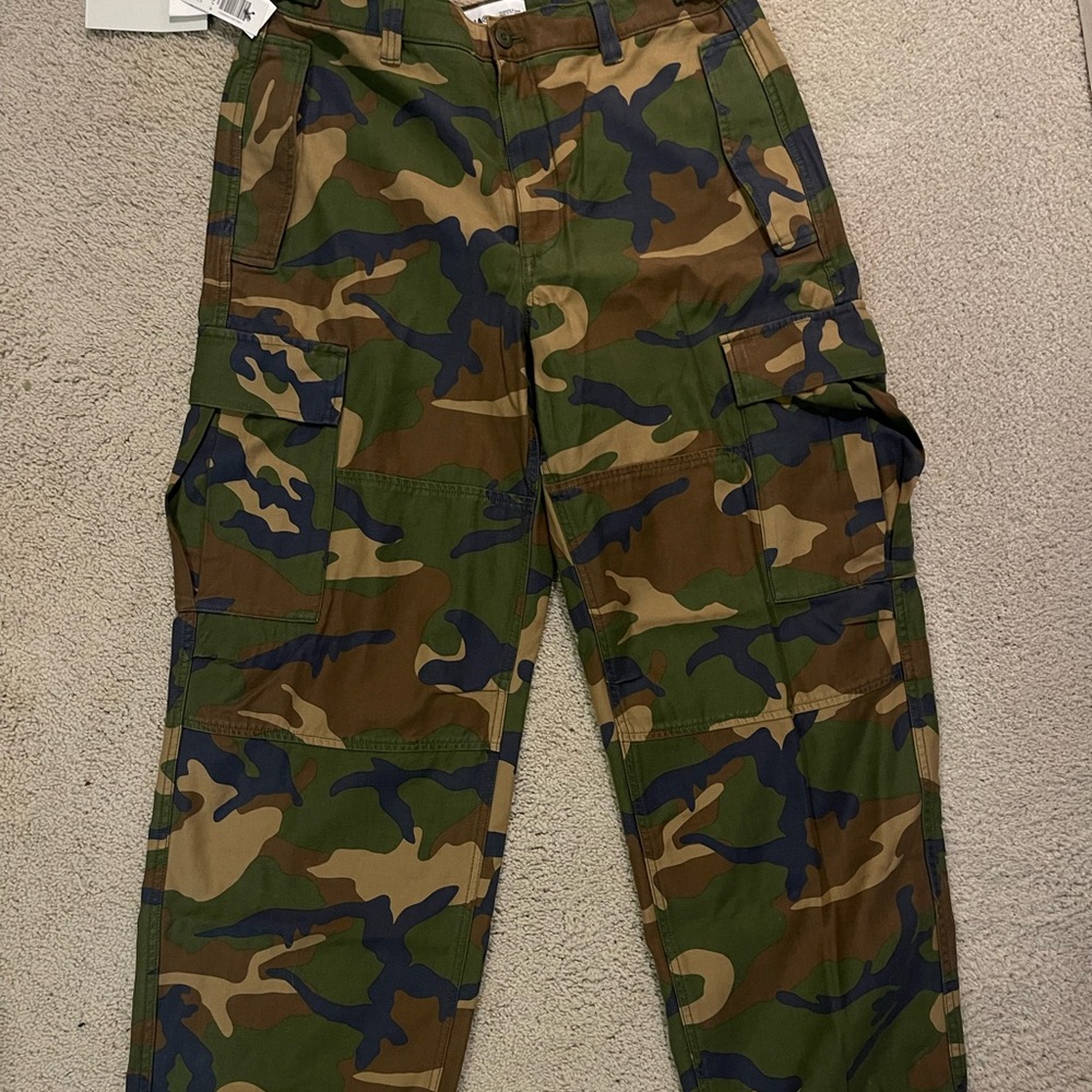 Aritzia TNA new supply cargo jeans